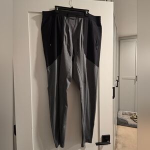 Men's Black and Gray Jogger Pants